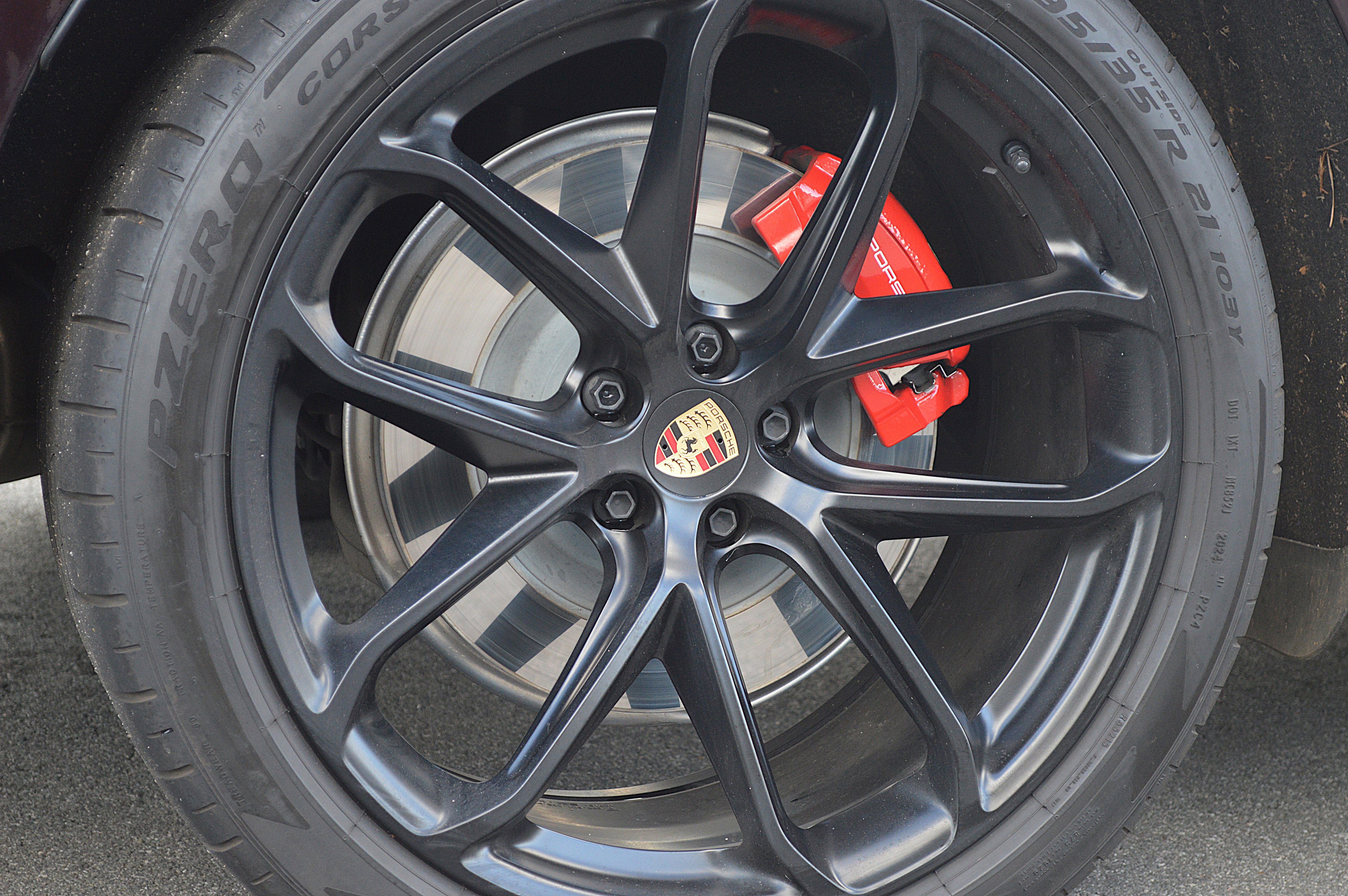 Used 2023 Porsche Macan GTS image 9