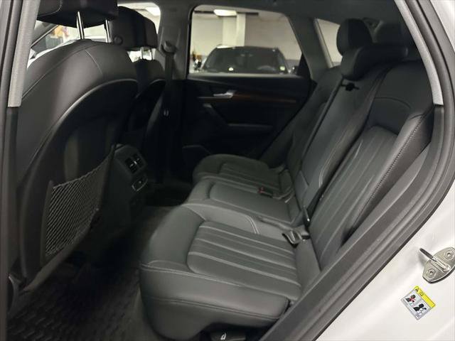 Used 2023 Audi Q5 2.0T Premium Plus w/ Premium Plus Package AWD/4WD image 14