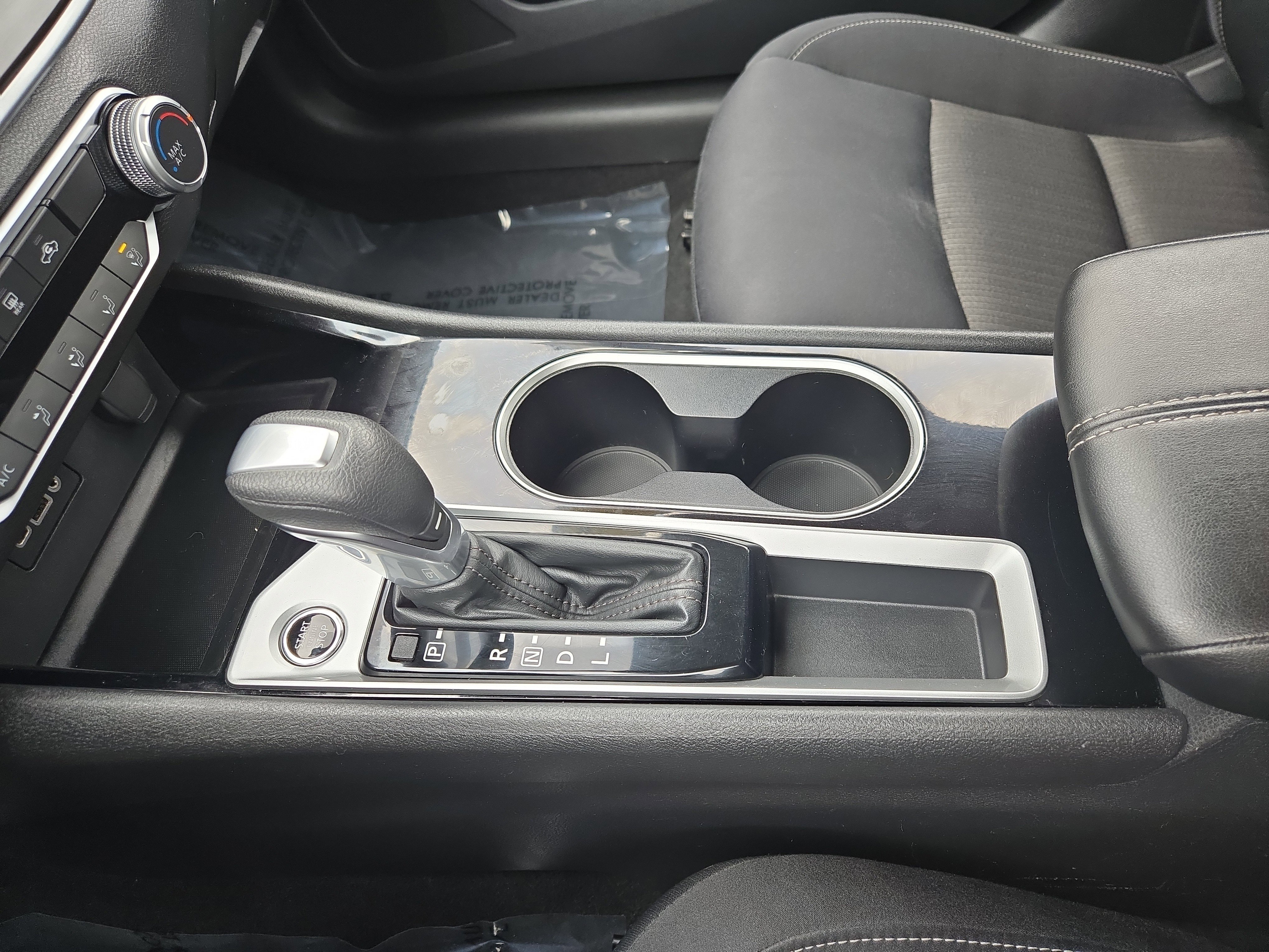 Used 2024 Nissan Altima 2.5 SV image 21