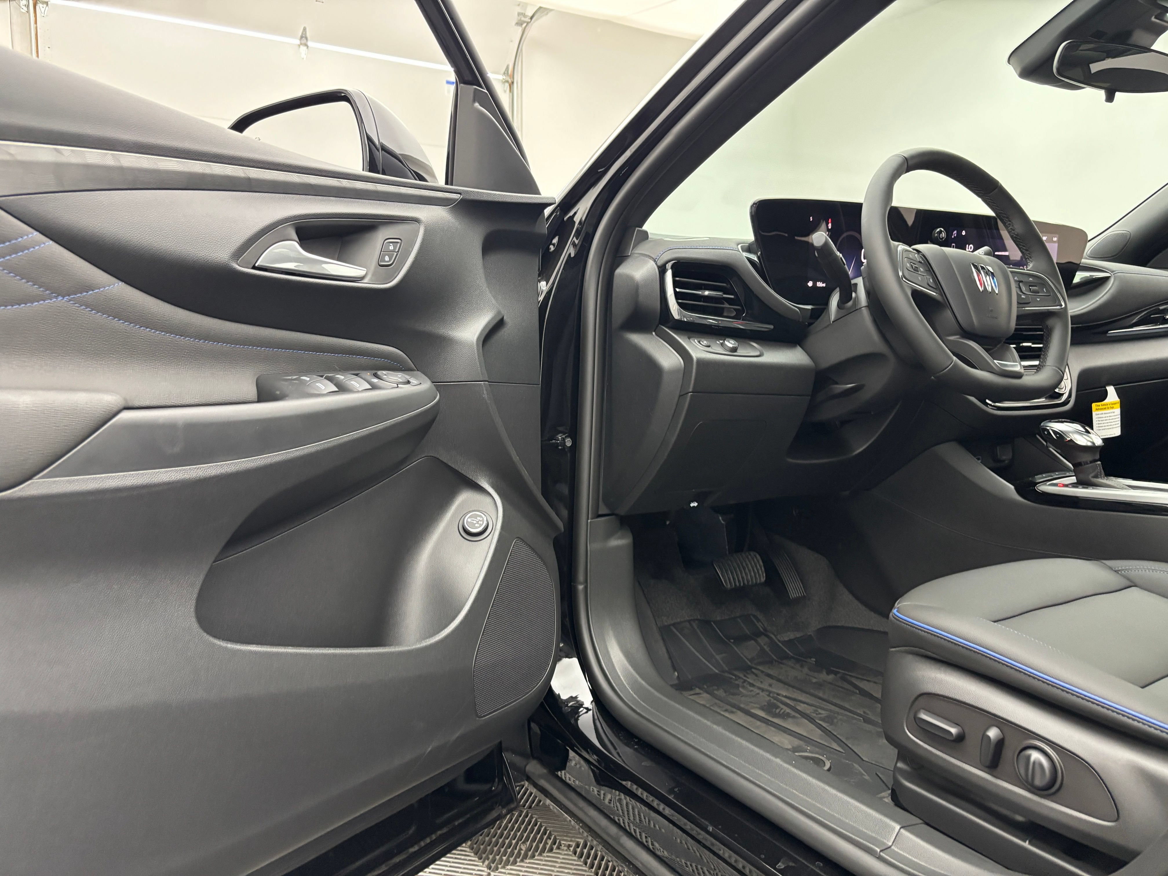 New 2026 Buick Envista Sport Touring w/ Convenience I Package FWD image 16