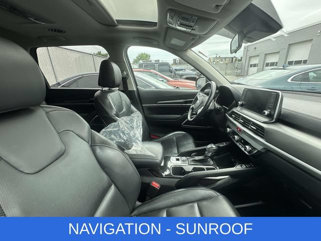 Used 2021 Kia Telluride S FWD image 2
