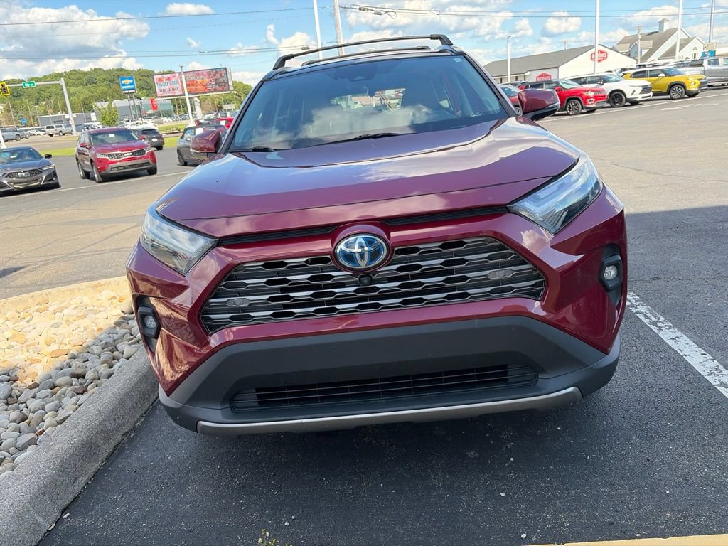 Used 2022 Toyota RAV4 Limited AWD/4WD image 3