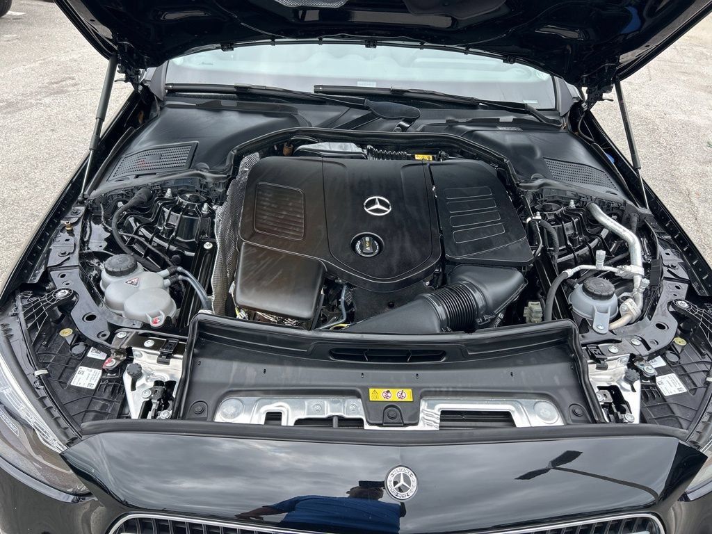 Used 2025 Mercedes-Benz C 300 Sedan image 15