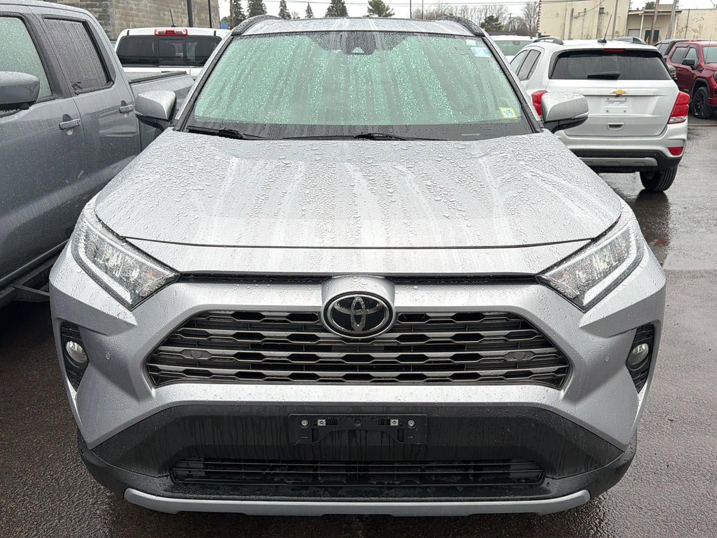 Used 2021 Toyota RAV4 Limited AWD/4WD image 2