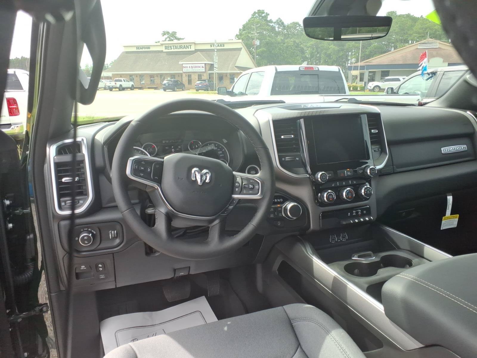 New 2026 RAM 1500 Big Horn AWD/4WD image 12
