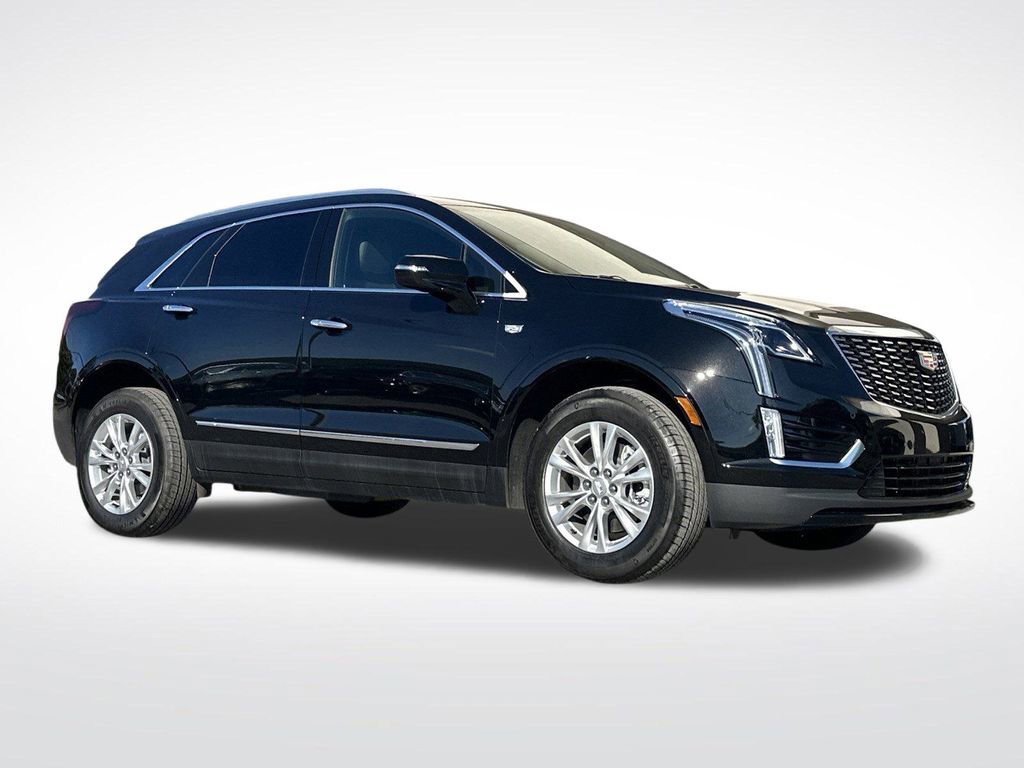 New 2025 Cadillac XT5 Luxury w/ LPO, Floor Liner Package FWD image 6