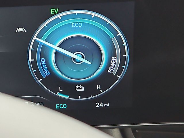 New 2026 Hyundai Elantra SEL FWD image 16