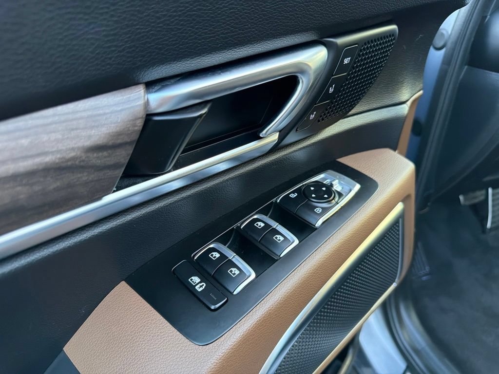 Certified 2022 Kia Telluride SX w/ SX Prestige Package AWD/4WD image 14