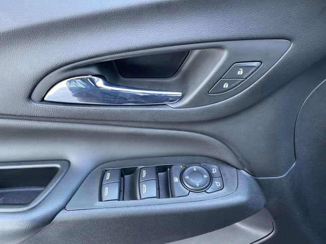 Used 2024 Chevrolet Equinox LT w/ LPO, Floor Liner Package image 22