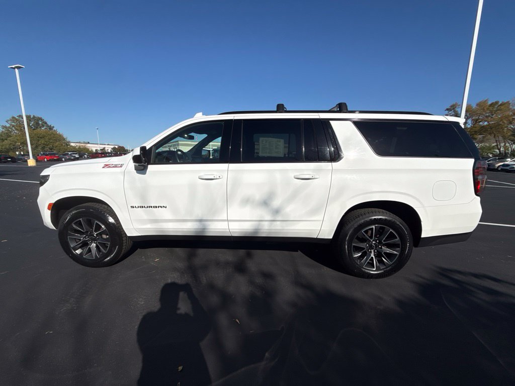 Used 2022 Chevrolet Suburban Z71 AWD/4WD image 6