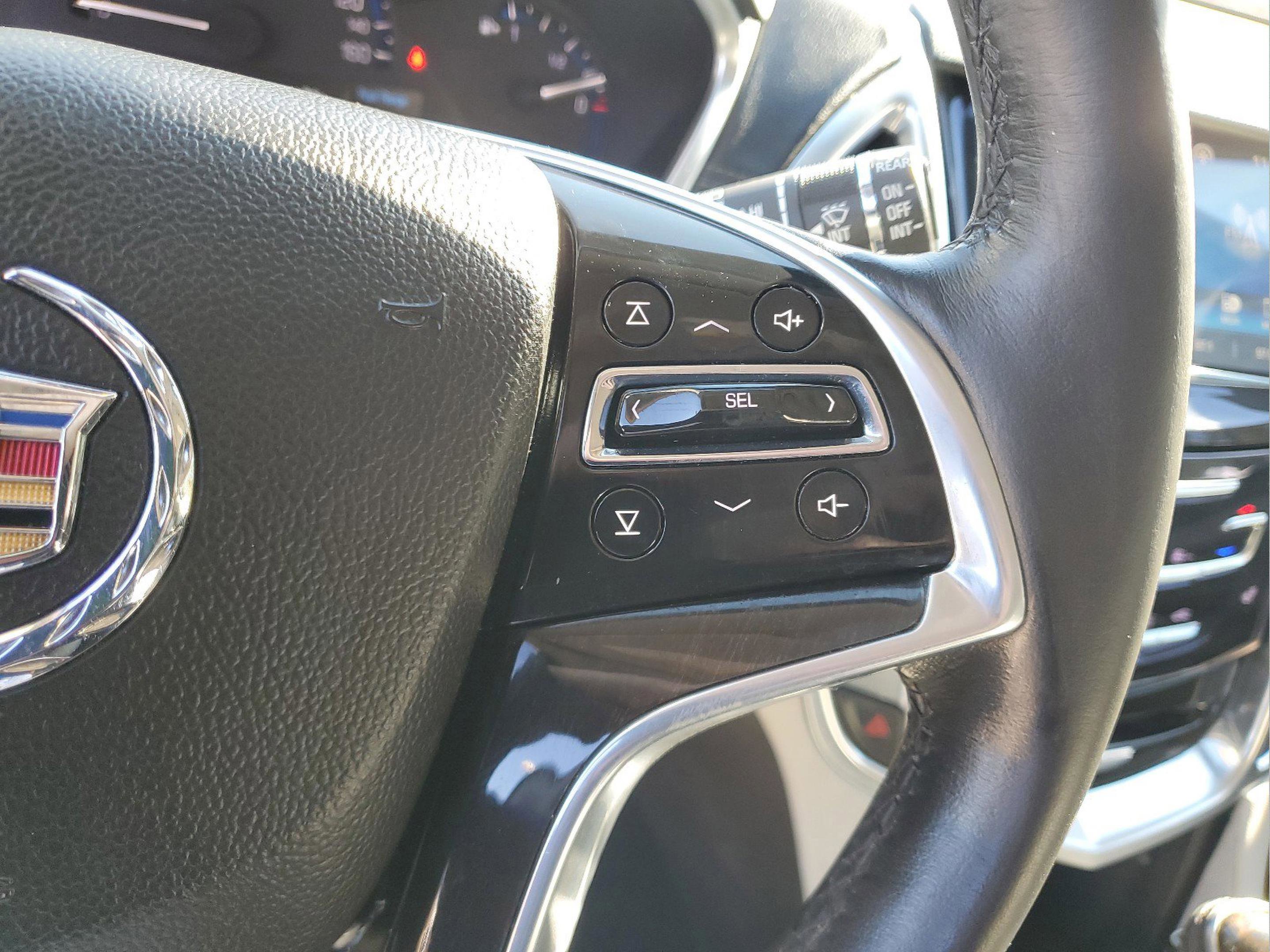 Used 2016 Cadillac SRX Performance w/ Driver Awareness Package image 25