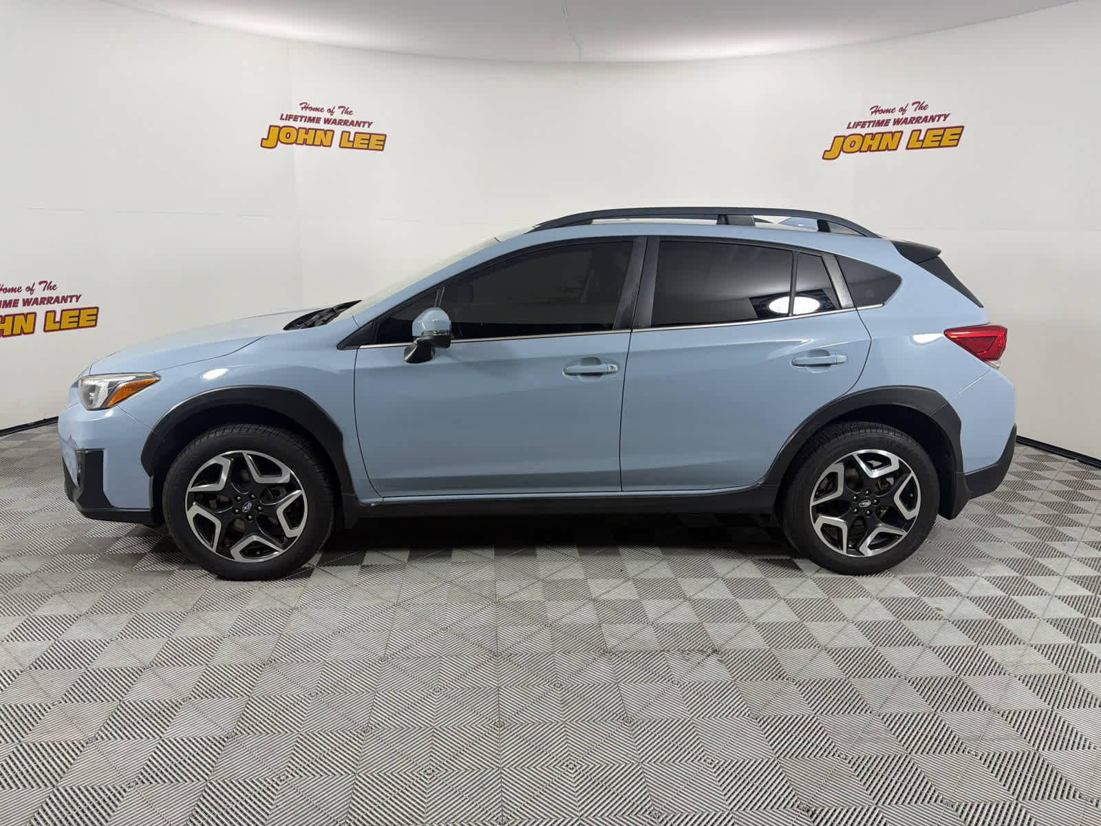 Used 2019 Subaru Crosstrek 2.0i Limited w/ Moonroof Package w/Navigation image 2