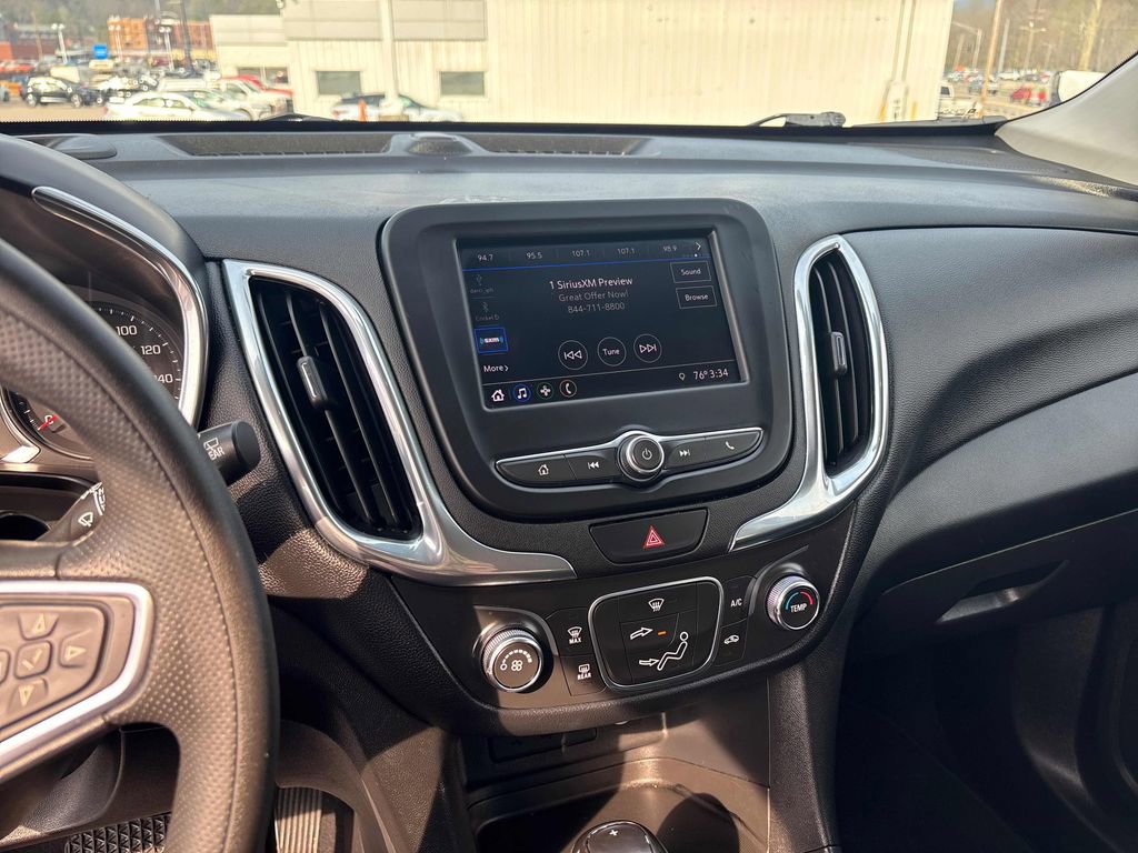 Used 2020 Chevrolet Equinox LT AWD/4WD image 16