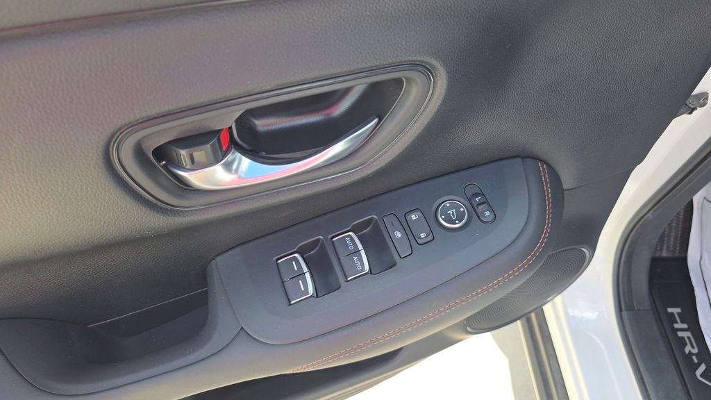 Certified 2024 Honda HR-V Sport image 22
