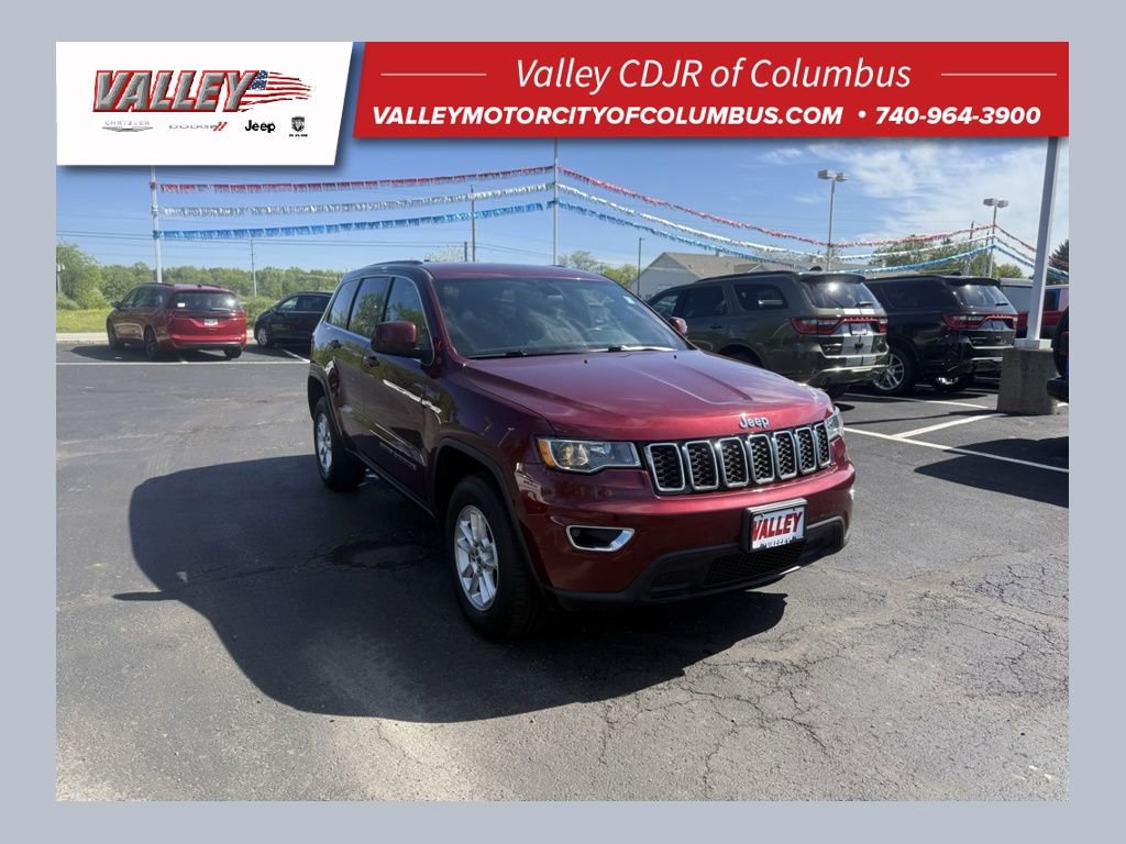 Used 2018 Jeep Grand Cherokee Laredo AWD/4WD image 1