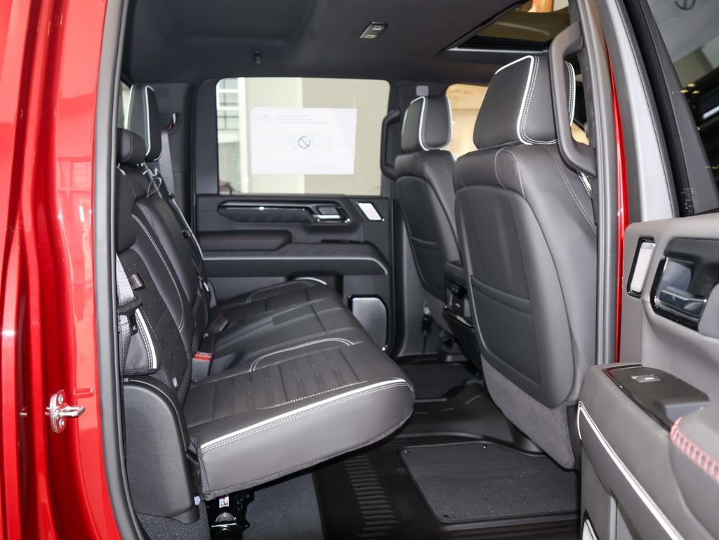 New 2026 GMC Sierra 2500 AT4X w/ LPO, Black Badging Package image 36