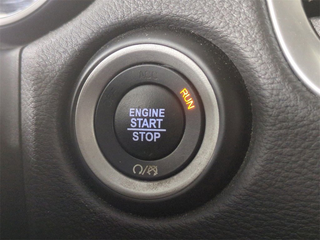 New 2025 Hyundai Venue Limited image 27