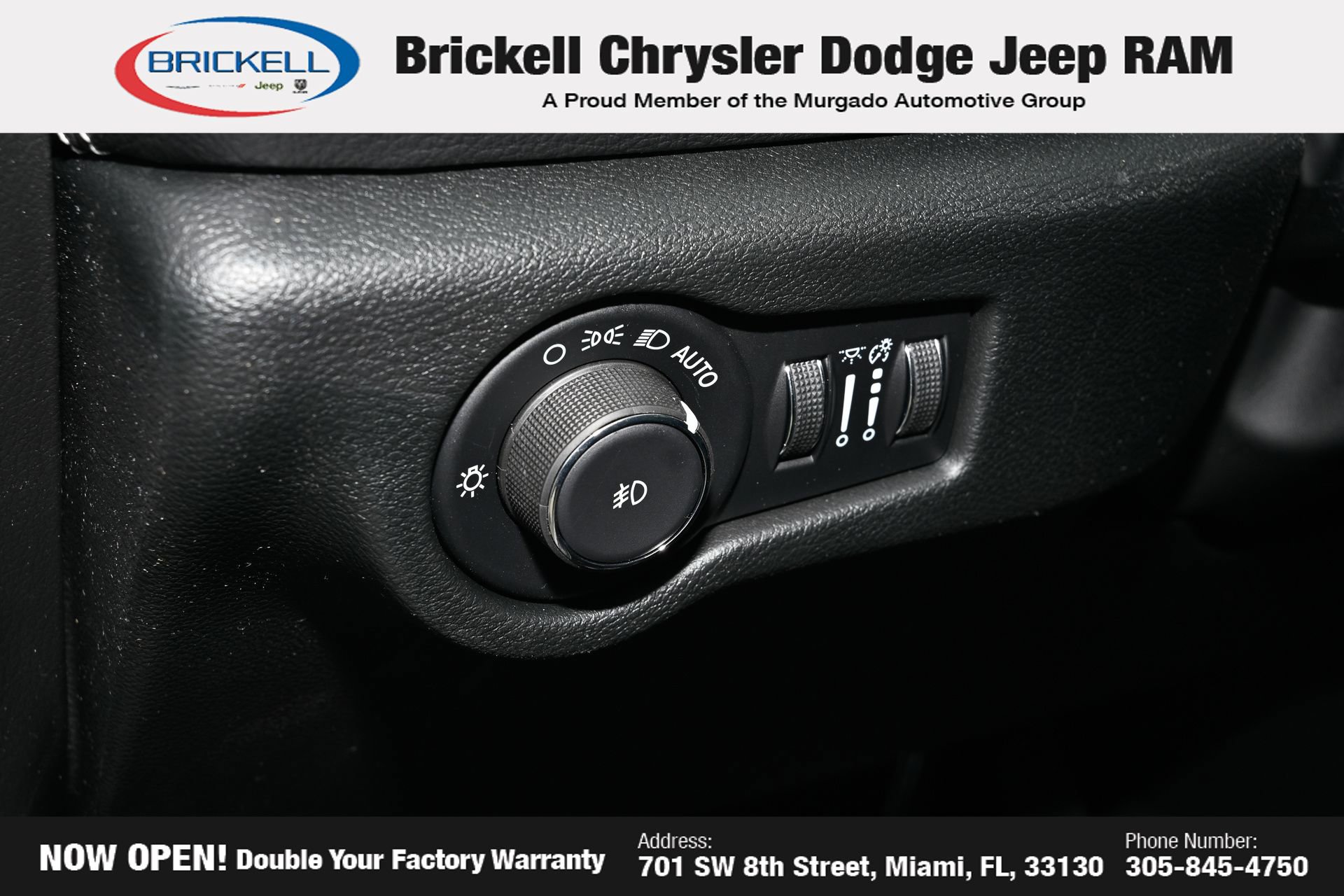 Used 2026 Chrysler Pacifica Select w/ S Appearance Package FWD image 27