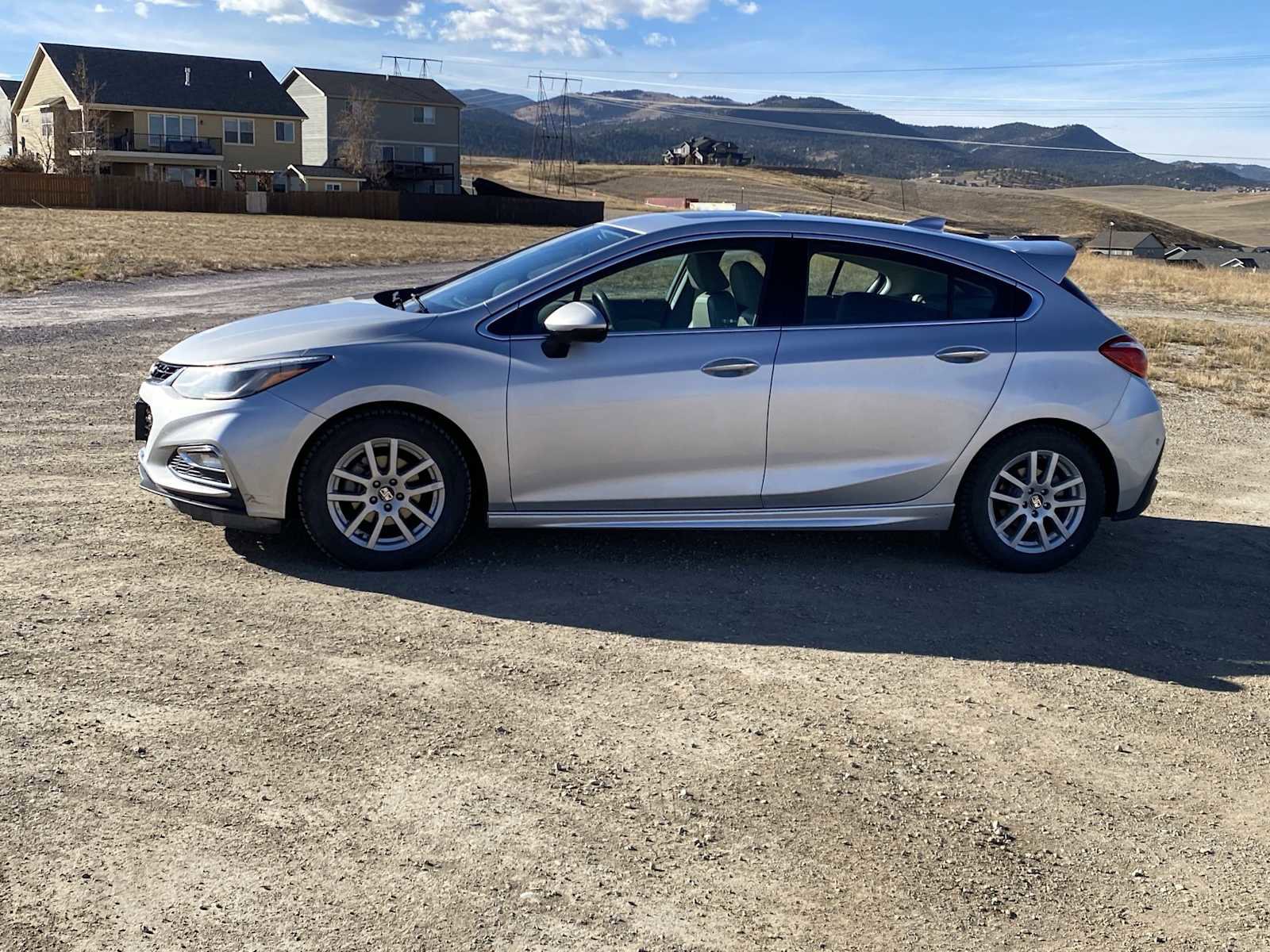 Used 2017 Chevrolet Cruze Premier image 10