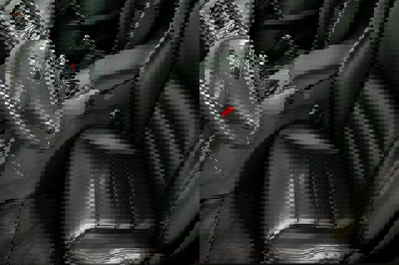 Used 2006 Chevrolet Corvette Z06 w/ Preferred Equipment Group image 22