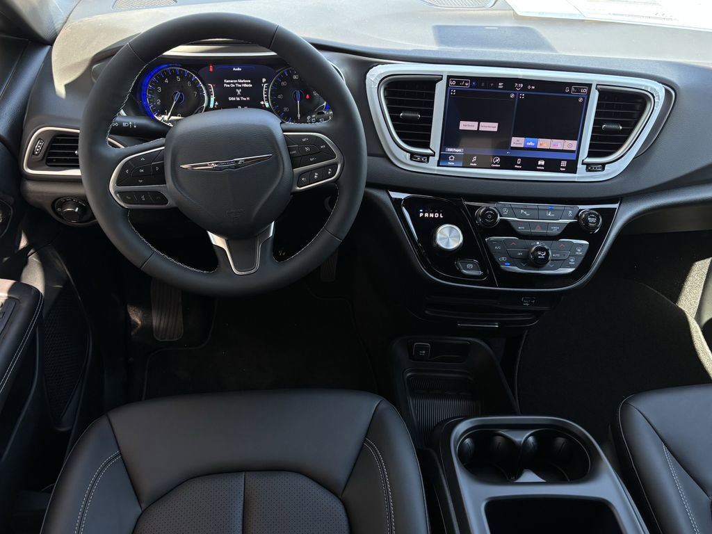 New 2026 Chrysler Voyager LX FWD image 10
