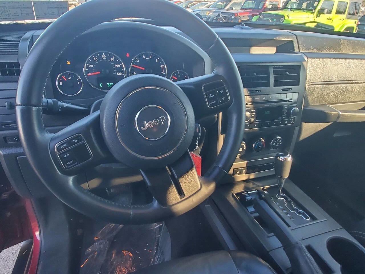 Used 2012 Jeep Liberty Sport image 15