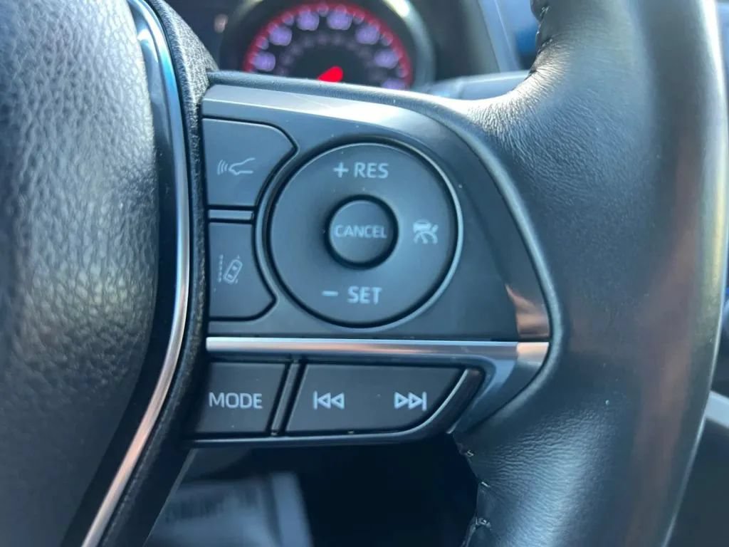 Used 2018 Toyota Camry XSE FWD image 44