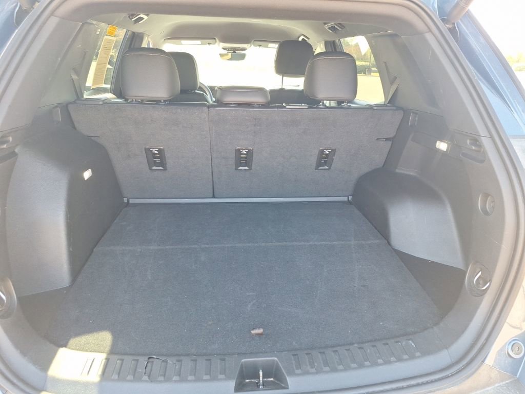 Certified 2025 Chevrolet Equinox LT w/ Convenience Package II image 16