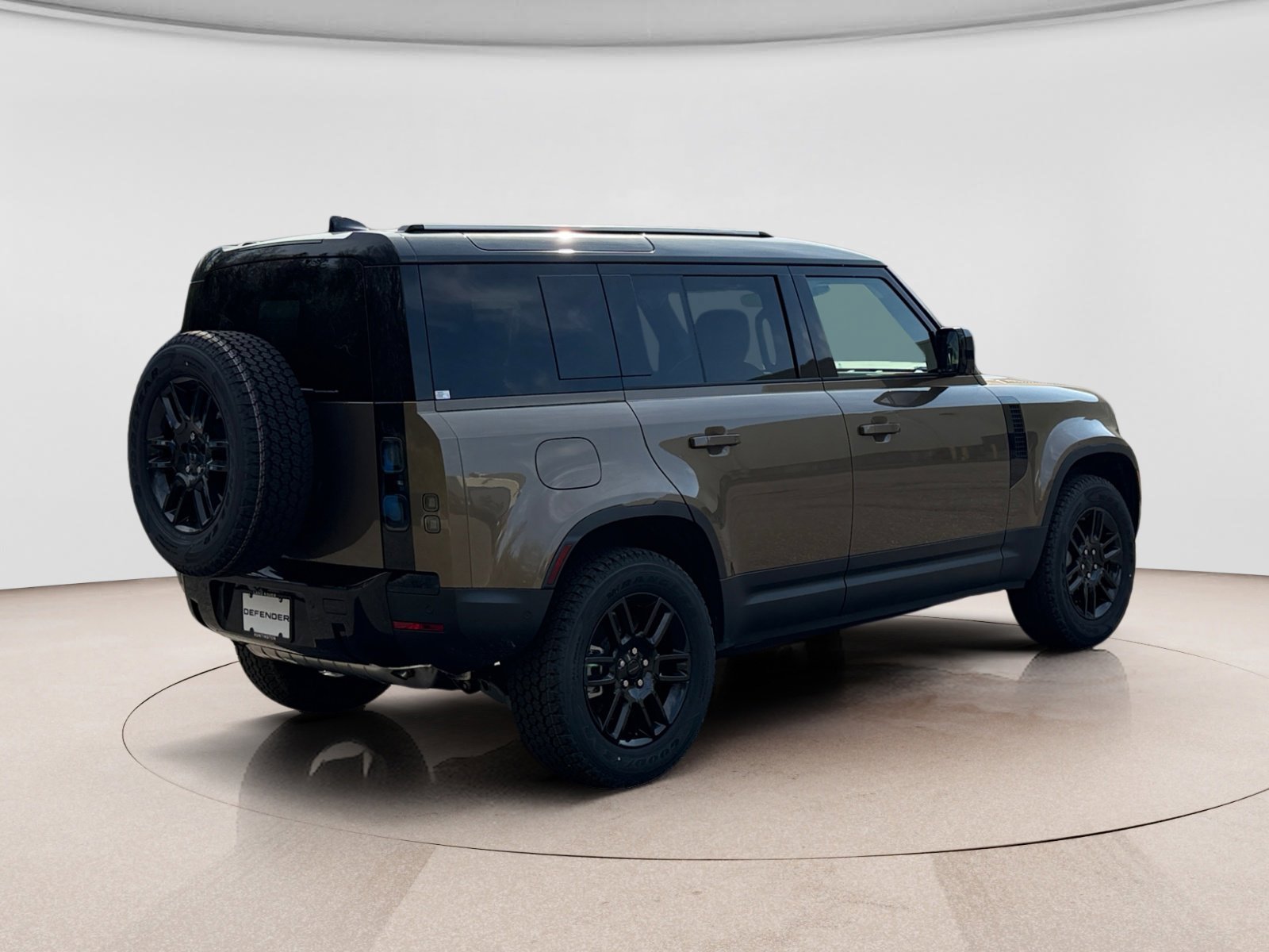 New 2026 Land Rover Defender 110 S AWD/4WD image 5