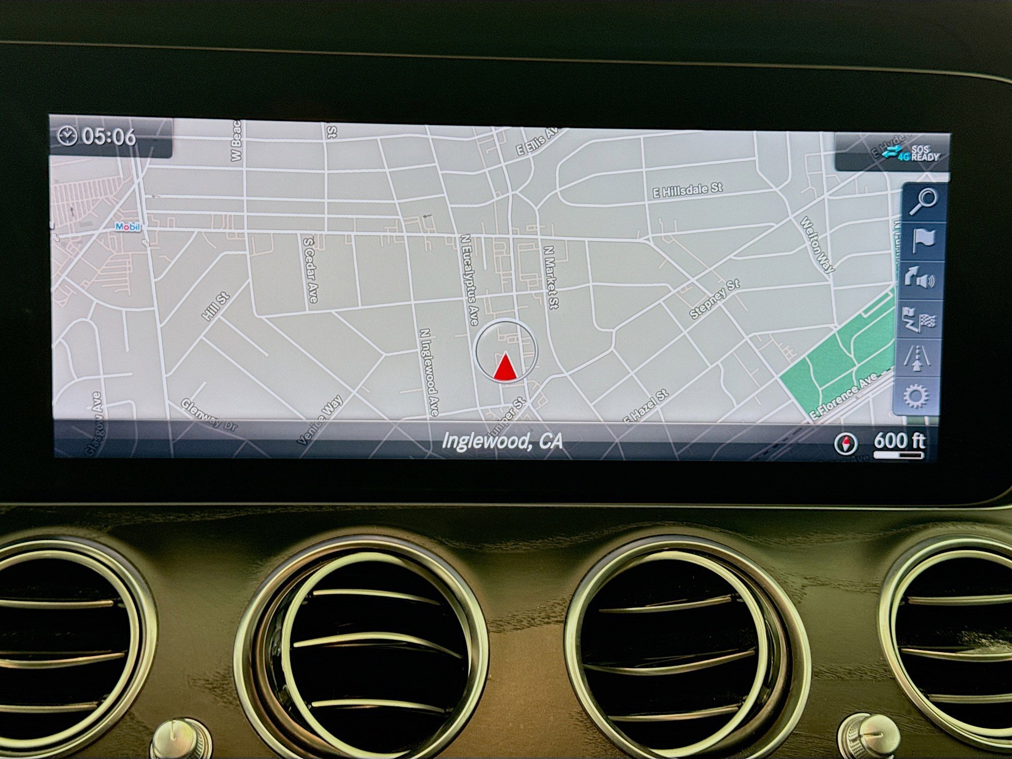 Used 2020 Mercedes-Benz E 450 4MATIC Sedan w/ Parking Assistance Package image 15