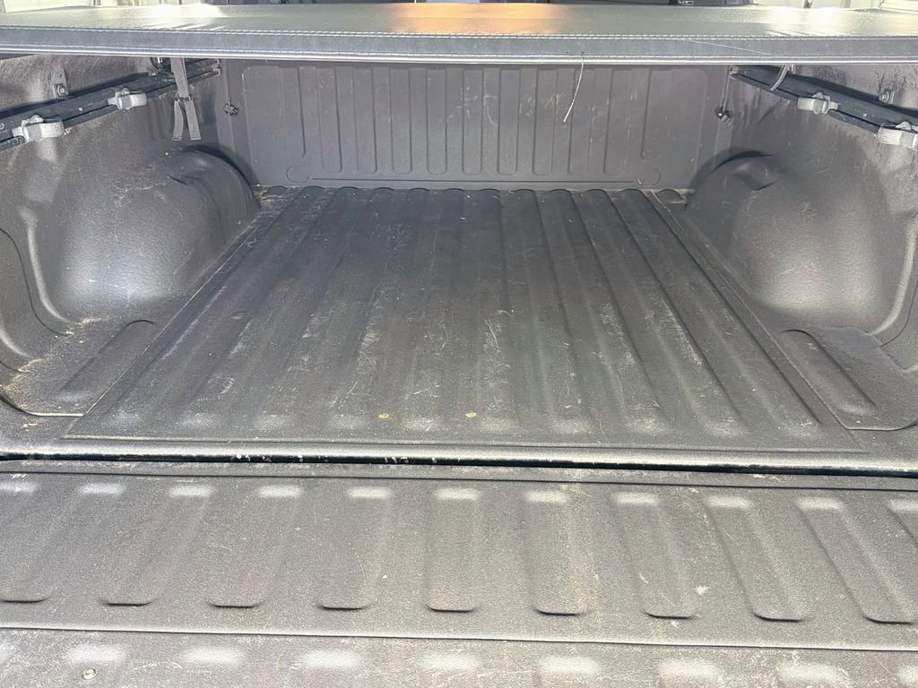 Used 2019 RAM 1500 Laramie AWD/4WD image 27