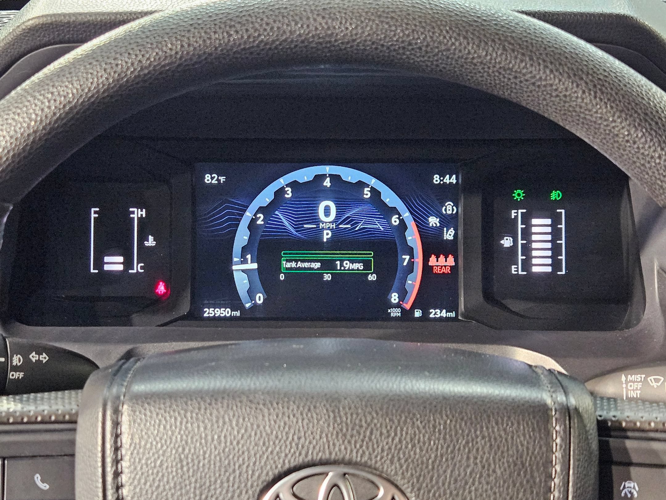 Used 2025 Toyota Tacoma SR5 AWD/4WD image 15