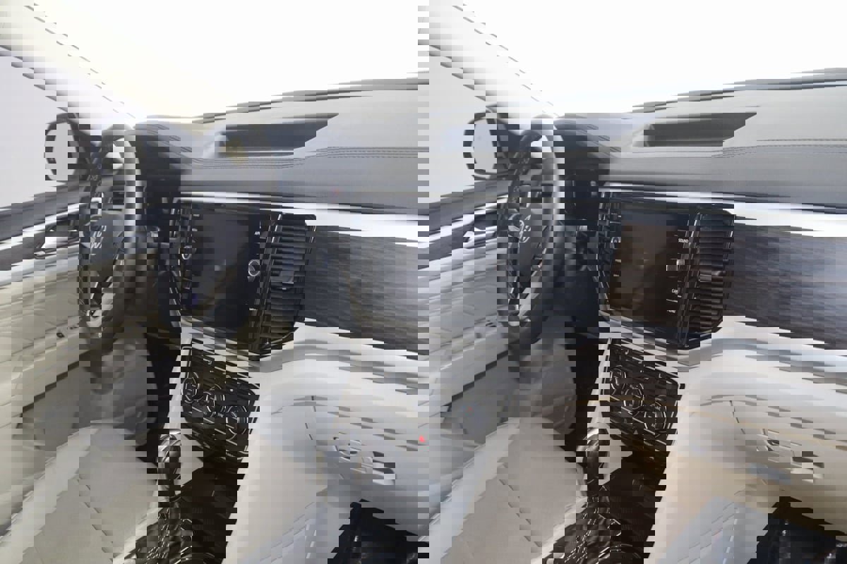 Used 2022 Volkswagen Atlas SE image 40