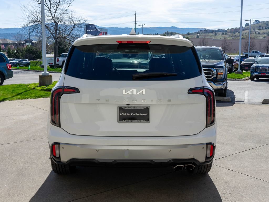Certified 2023 Kia Telluride EX w/ EX Captain's Chair Package FWD image 6