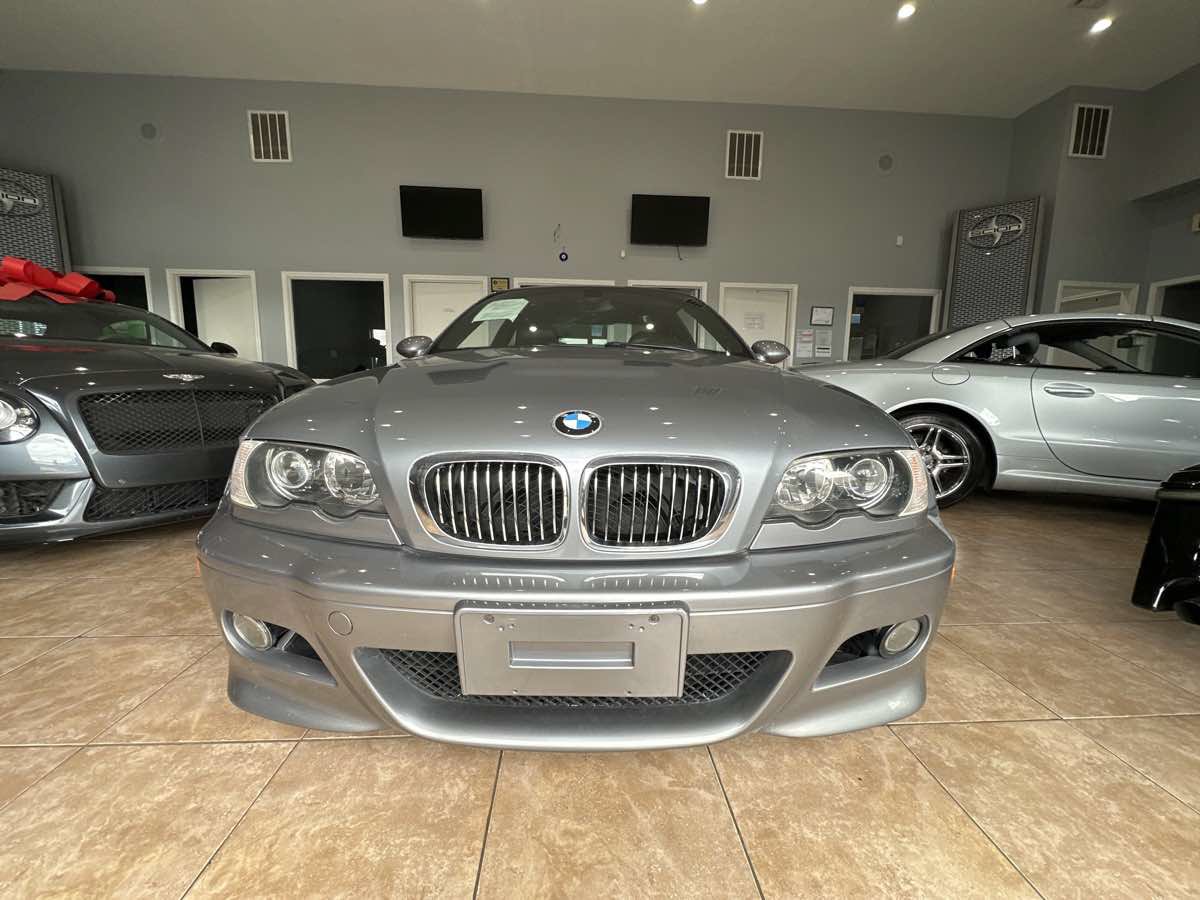 Used 2004 BMW M3 Coupe RWD image 2