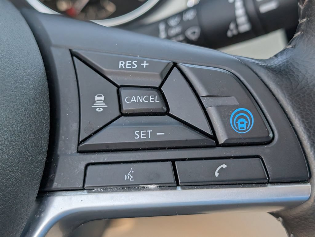 Used 2022 Nissan Rogue Sport SL AWD/4WD image 15