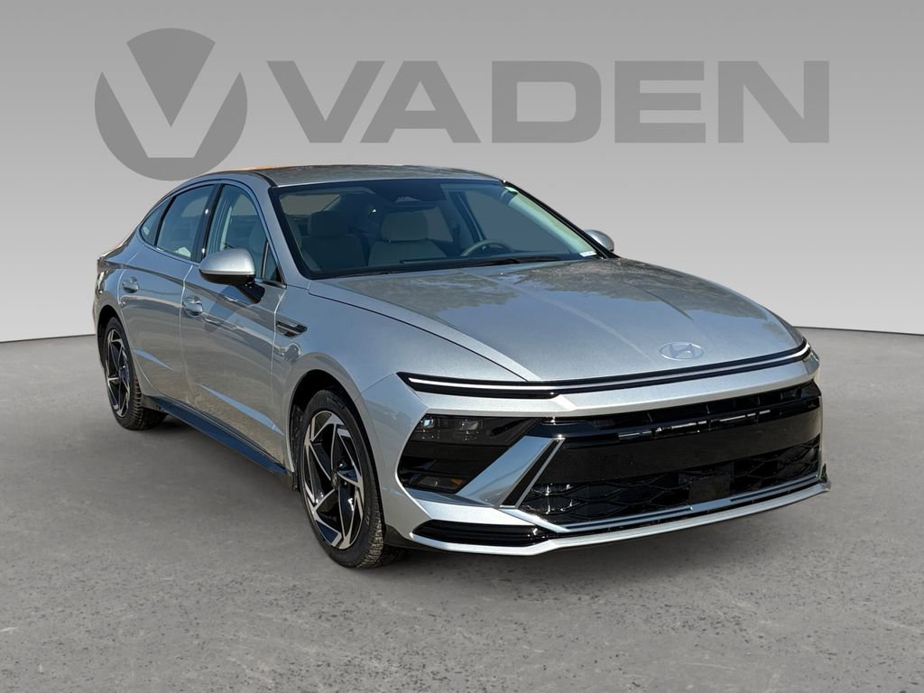 New 2026 Hyundai Sonata SEL image 1