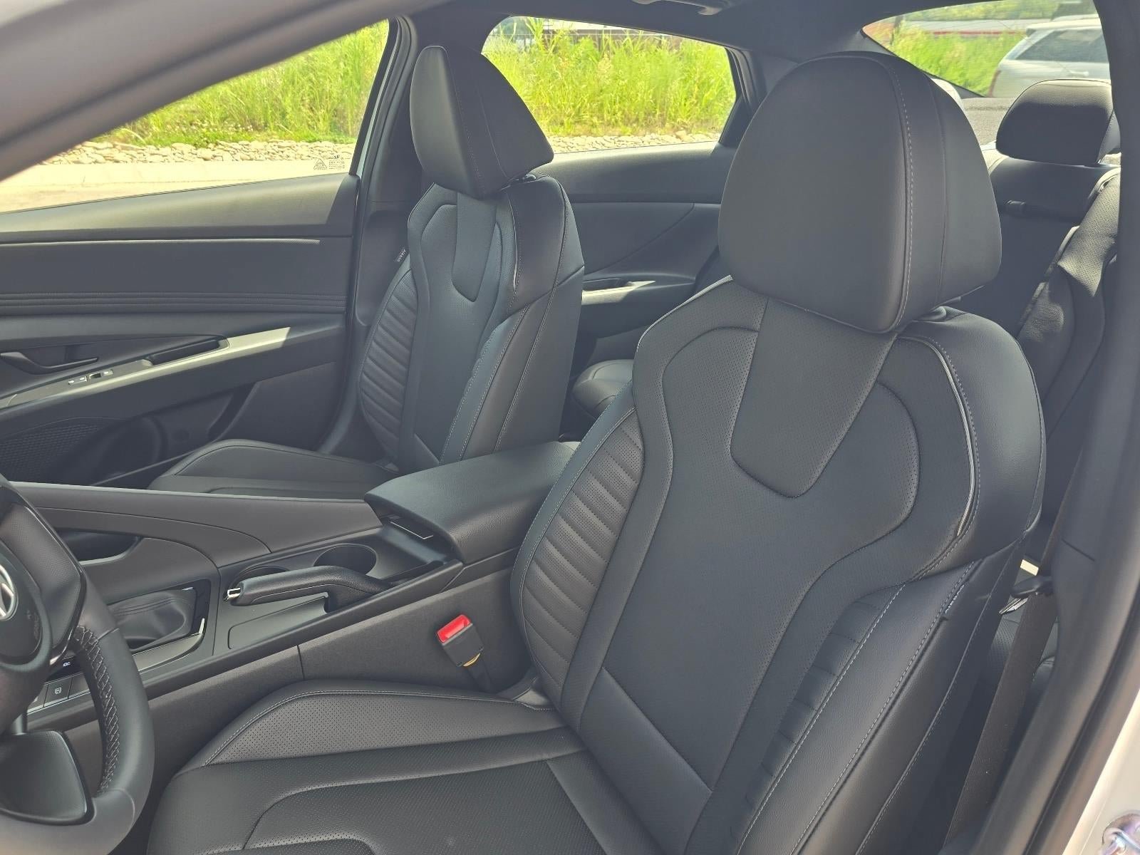 New 2026 Hyundai Elantra SEL Sport FWD image 12