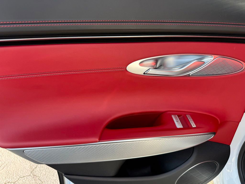 Used 2022 Genesis GV70 2.5T w/ Sport Prestige Package image 28