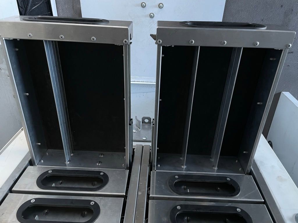 Used 2017 Mercedes-Benz Sprinter 144 Cargo image 19