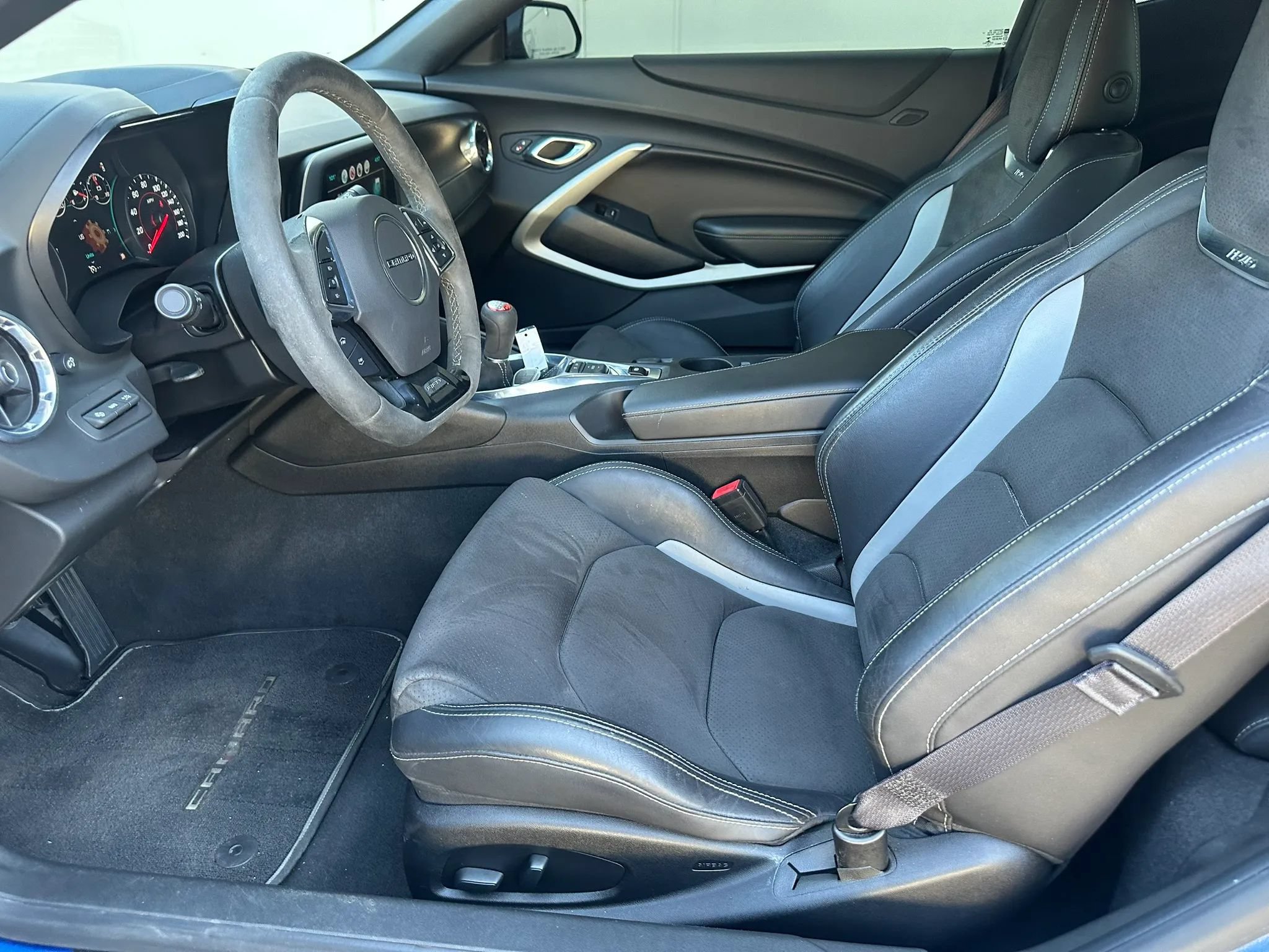 Used 2017 Chevrolet Camaro SS RWD image 14