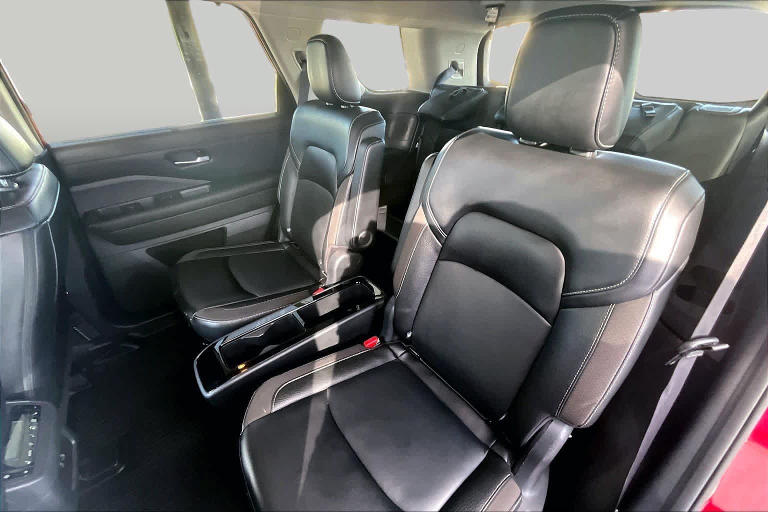 Used 2023 Nissan Pathfinder SL w/ SL Premium Package FWD image 21