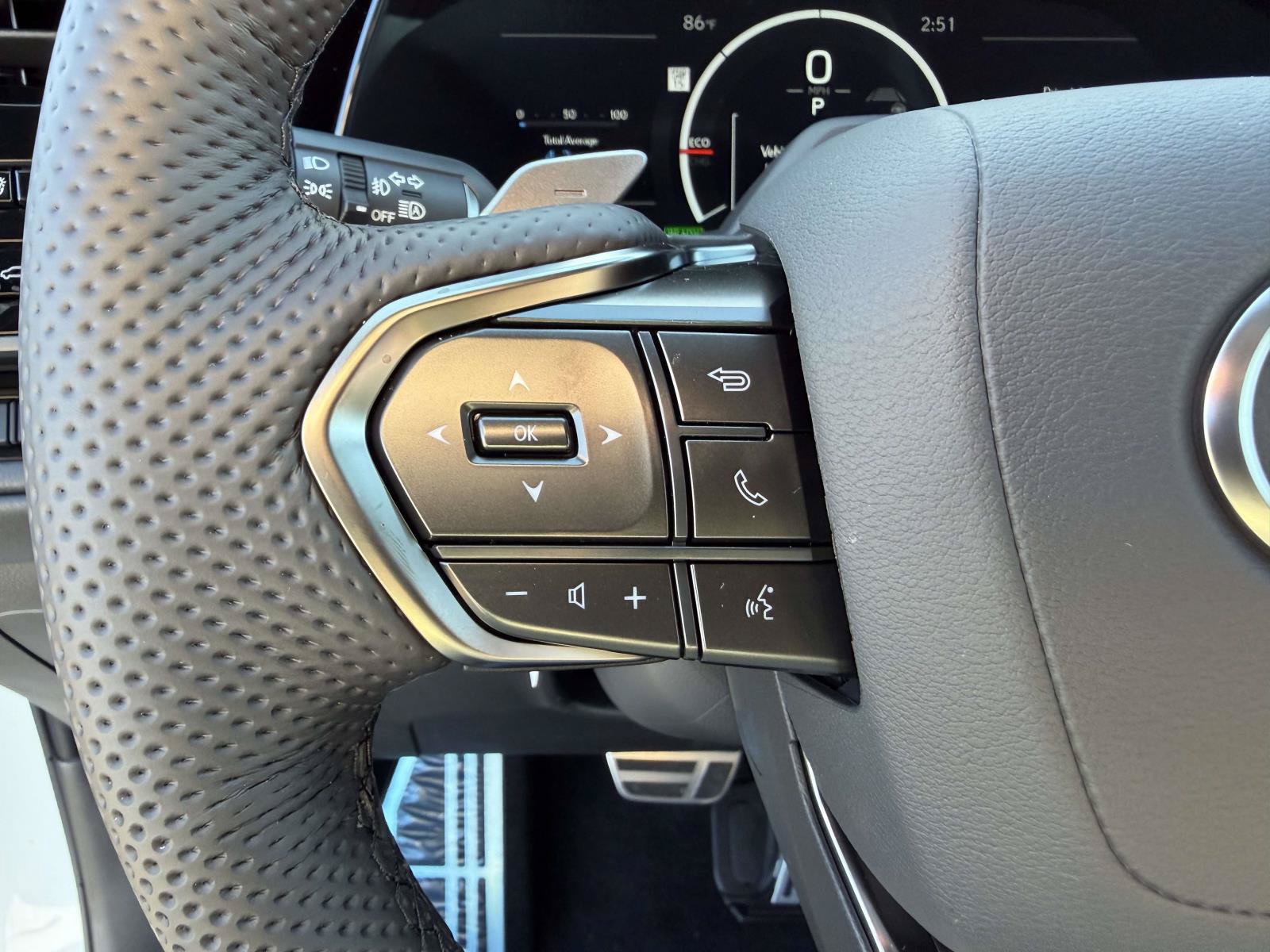 New 2026 Lexus TX 500h AWD w/ Technology Package image 18
