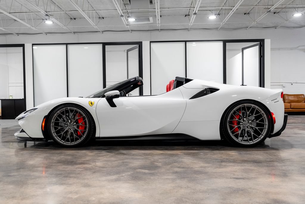 Used 2022 Ferrari SF90 Spider AWD/4WD image 81