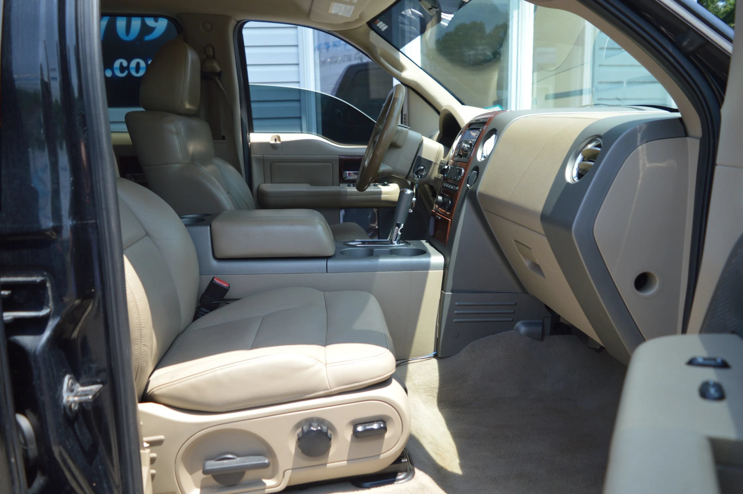 Used 2008 Ford F150 Lariat AWD/4WD image 17