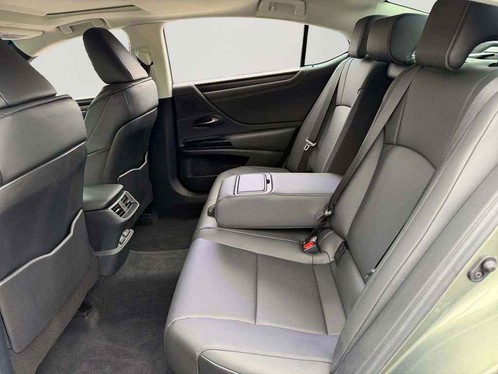 Certified 2025 Lexus ES 350 w/ Premium Package FWD image 11
