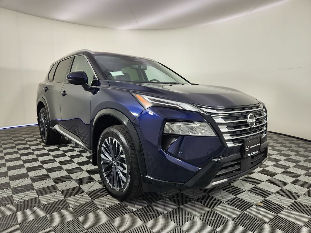 Certified 2025 Nissan Rogue Platinum w/ Tech Package AWD/4WD image 7
