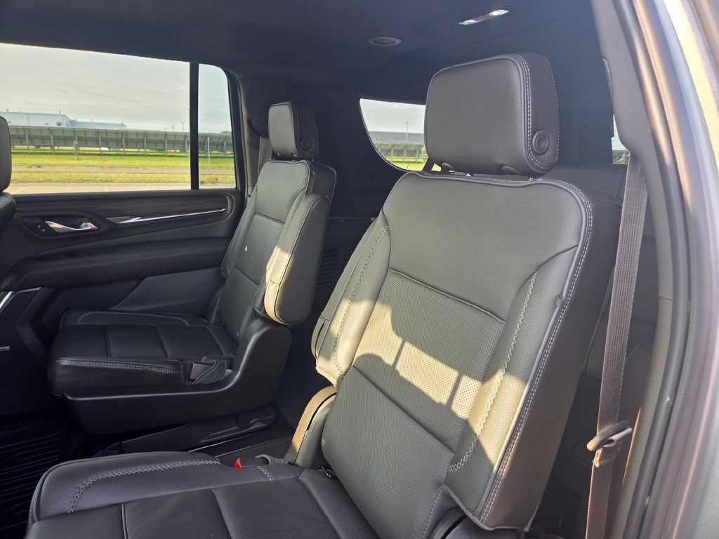 Certified 2023 GMC Yukon XL Denali w/ Max Trailering Package AWD/4WD image 38