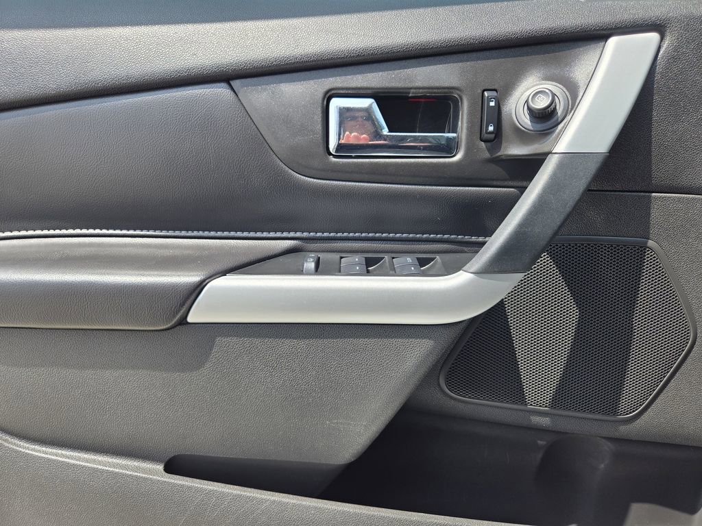 Used 2014 Ford Edge Sport w/ Driver Entry Package FWD image 25