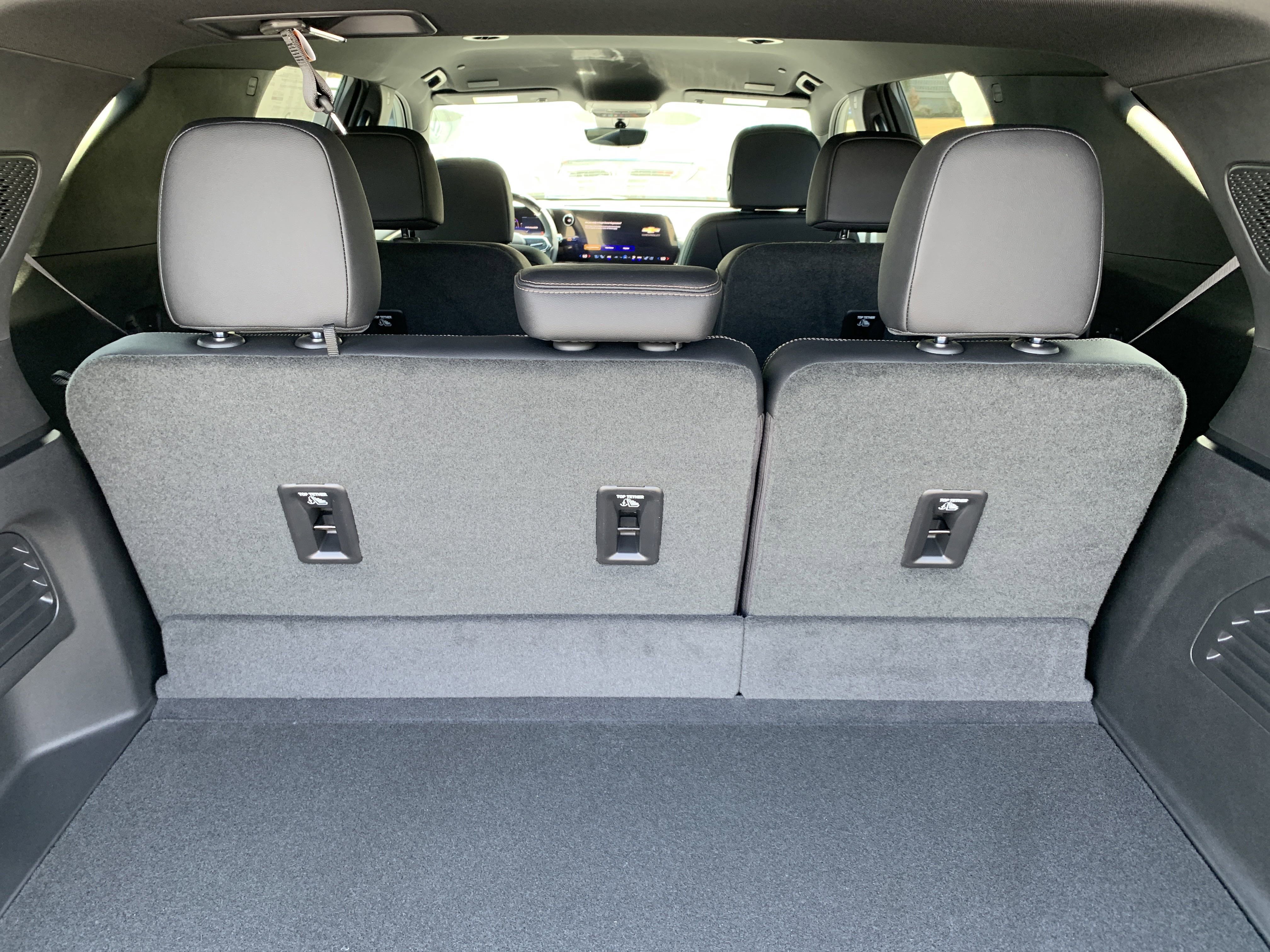 New 2025 Chevrolet Traverse High Country w/ LPO, Floor Liner Package image 24